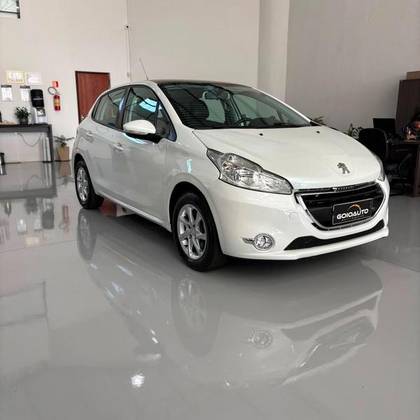 PEUGEOT 208 1.6 ACTIVE PACK 16V FLEX 4P AUTOMÁTICO PEUGEOT 208 1.6 ACTIVE PACK 16V FLEX 4P AUTOMÁTICO